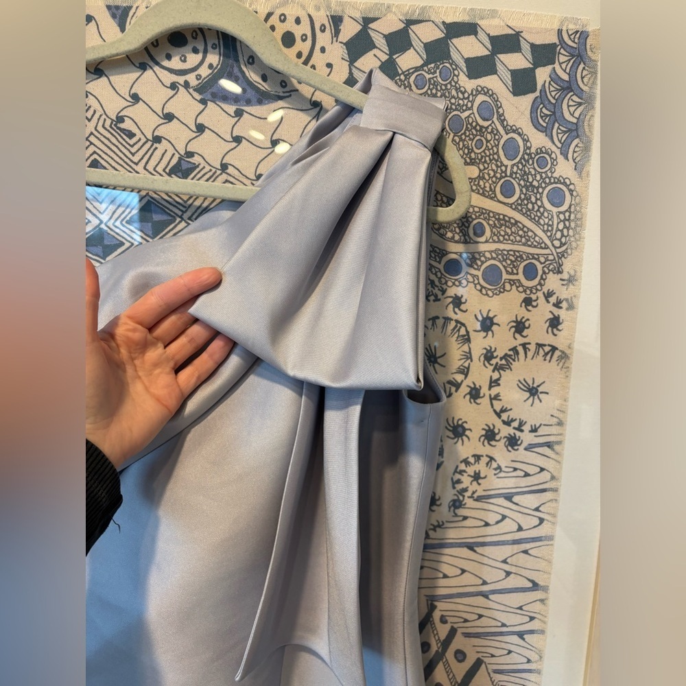 sachin and babi Bonnie one shoulder bow structured dress in silver - Picture 4 of 8